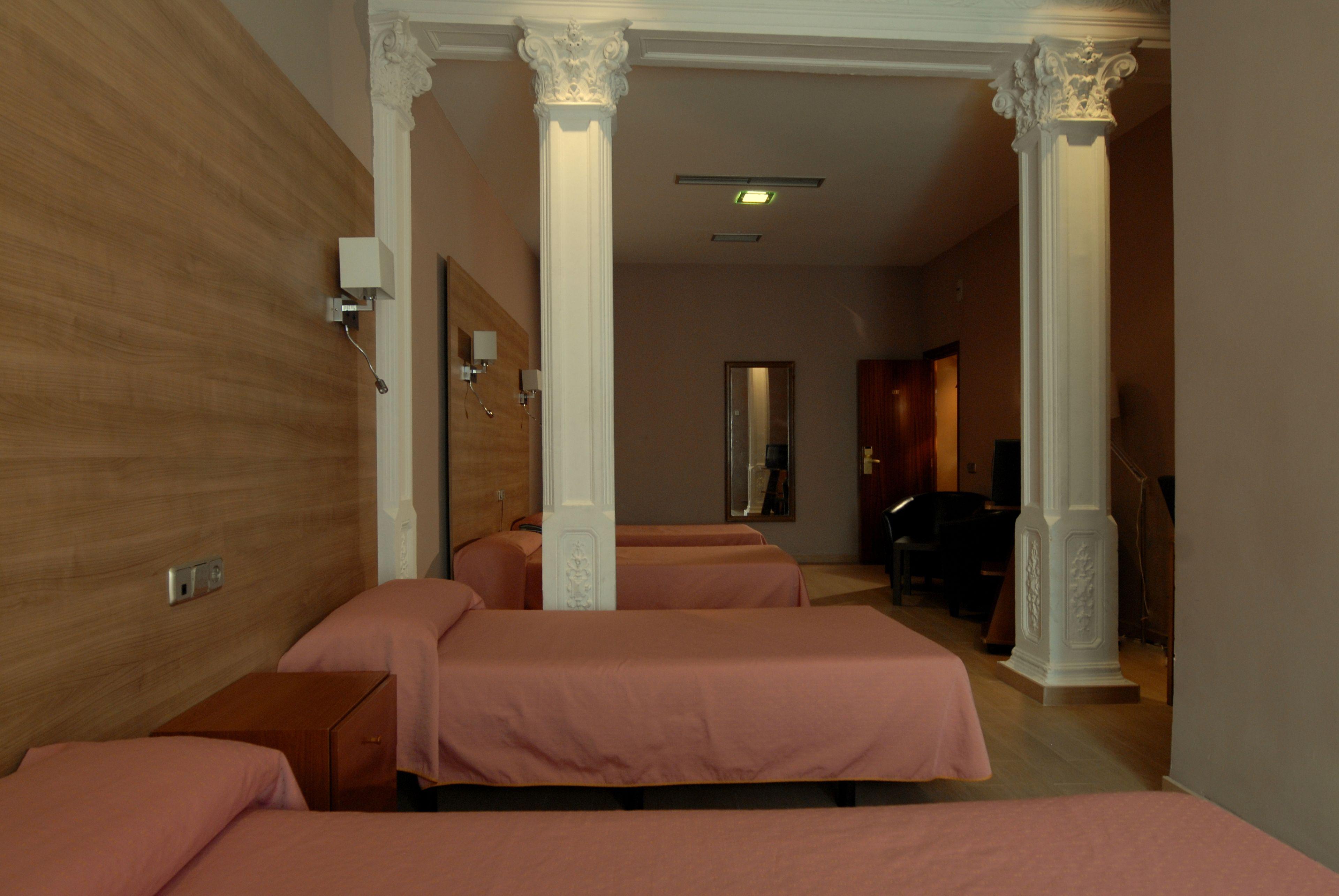 Hostal Aguilar — Fotos 1